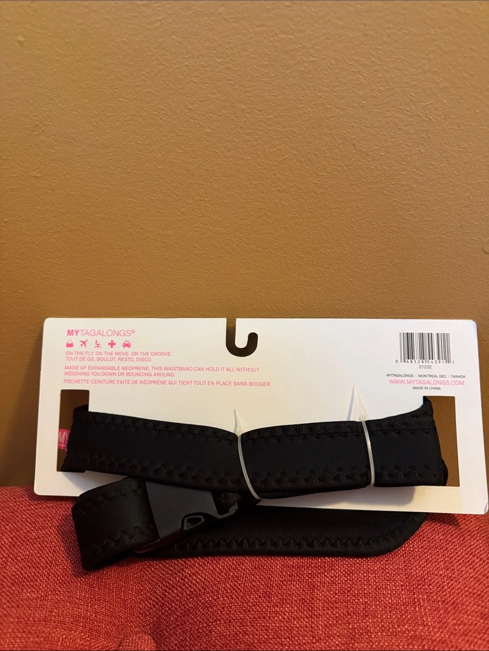MYTAGALONGS Slim Waist Band Pouch - Black